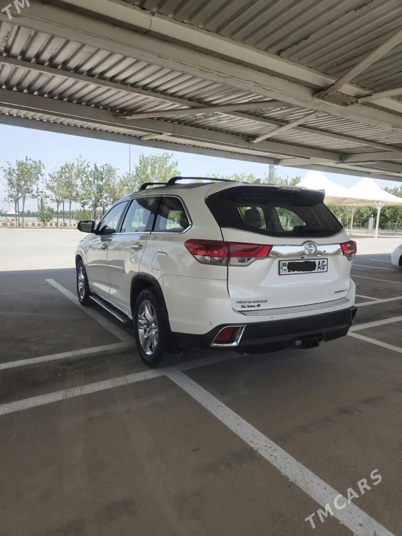 Toyota Highlander 2019 - 430 000 TMT - Ашхабад - img 4