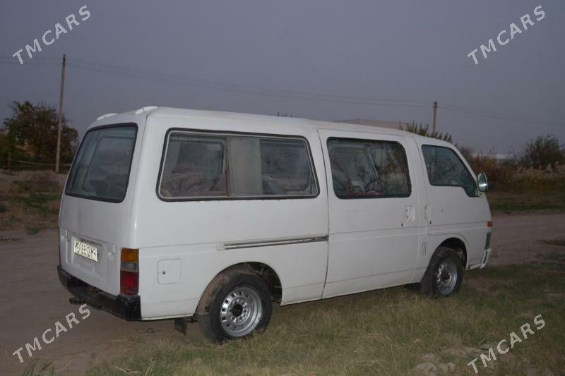 Toyota Hiace 1996 - 50 000 TMT - Байрамали - img 2