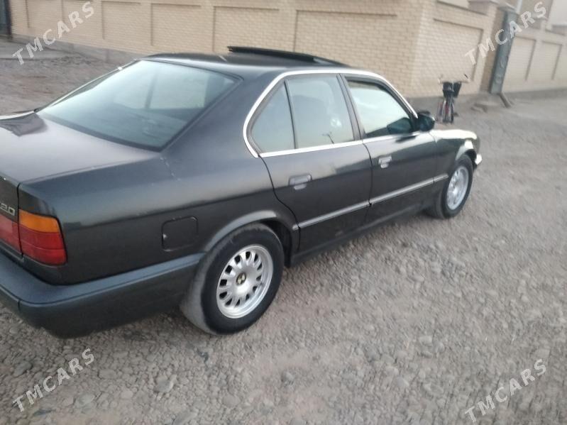 BMW 5 Series 1990 - 59 000 TMT - Сакарчага - img 3