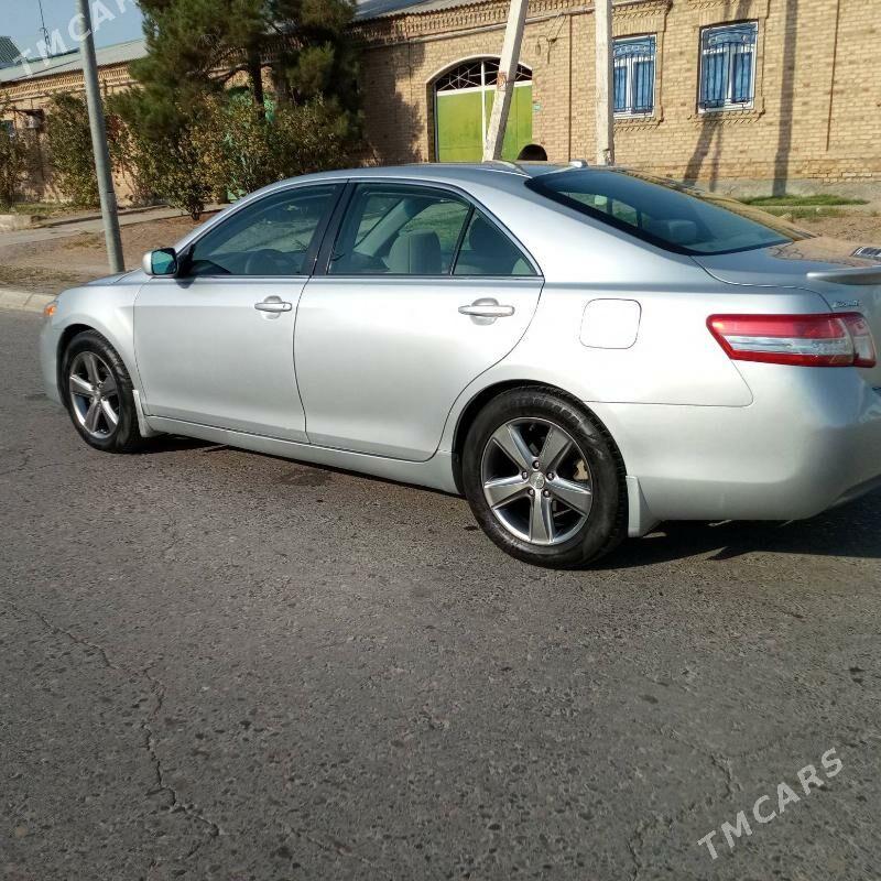 Toyota Camry 2011 - 220 000 TMT - Dänew - img 10