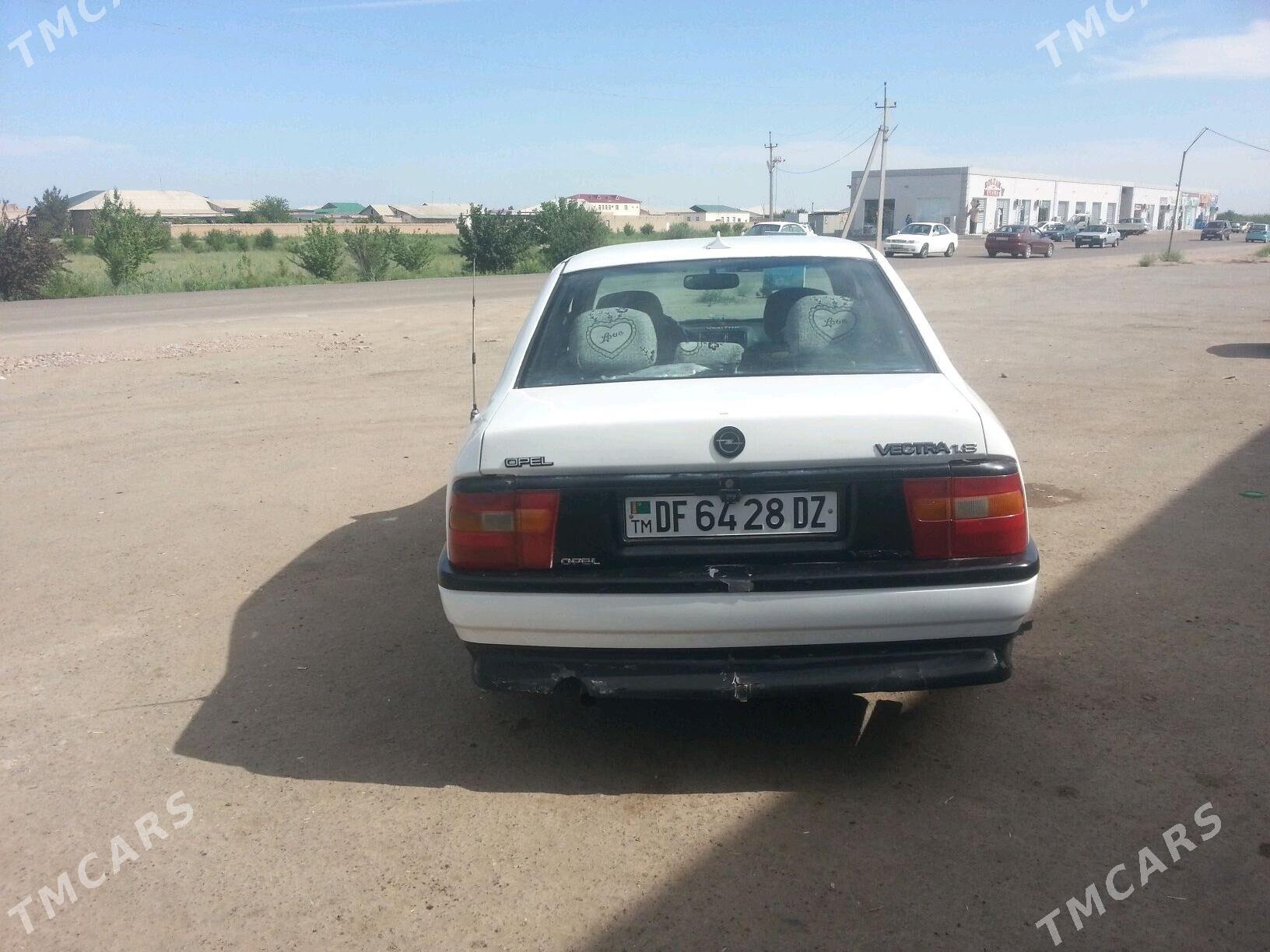 Opel Vectra 1990 - 40 000 TMT - Дашогуз - img 4