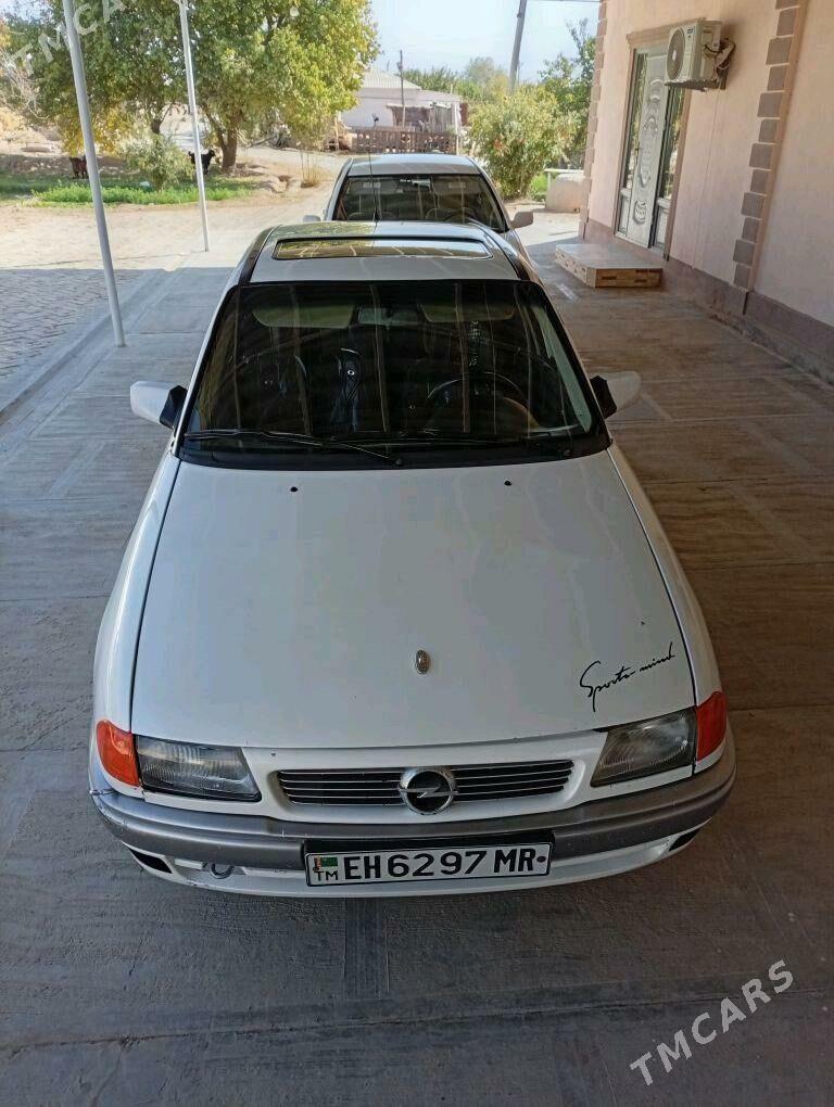 Opel Astra 1992 - 38 000 TMT - Mary - img 2