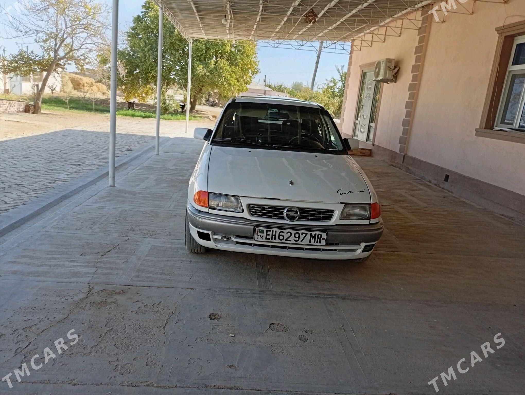 Opel Astra 1992 - 38 000 TMT - Mary - img 7