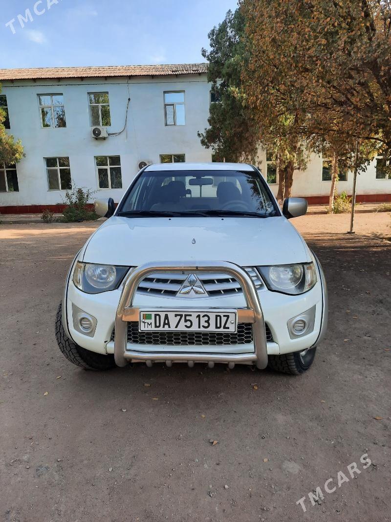 Mitsubishi L200 2012 - 160 000 TMT - Дашогуз - img 1