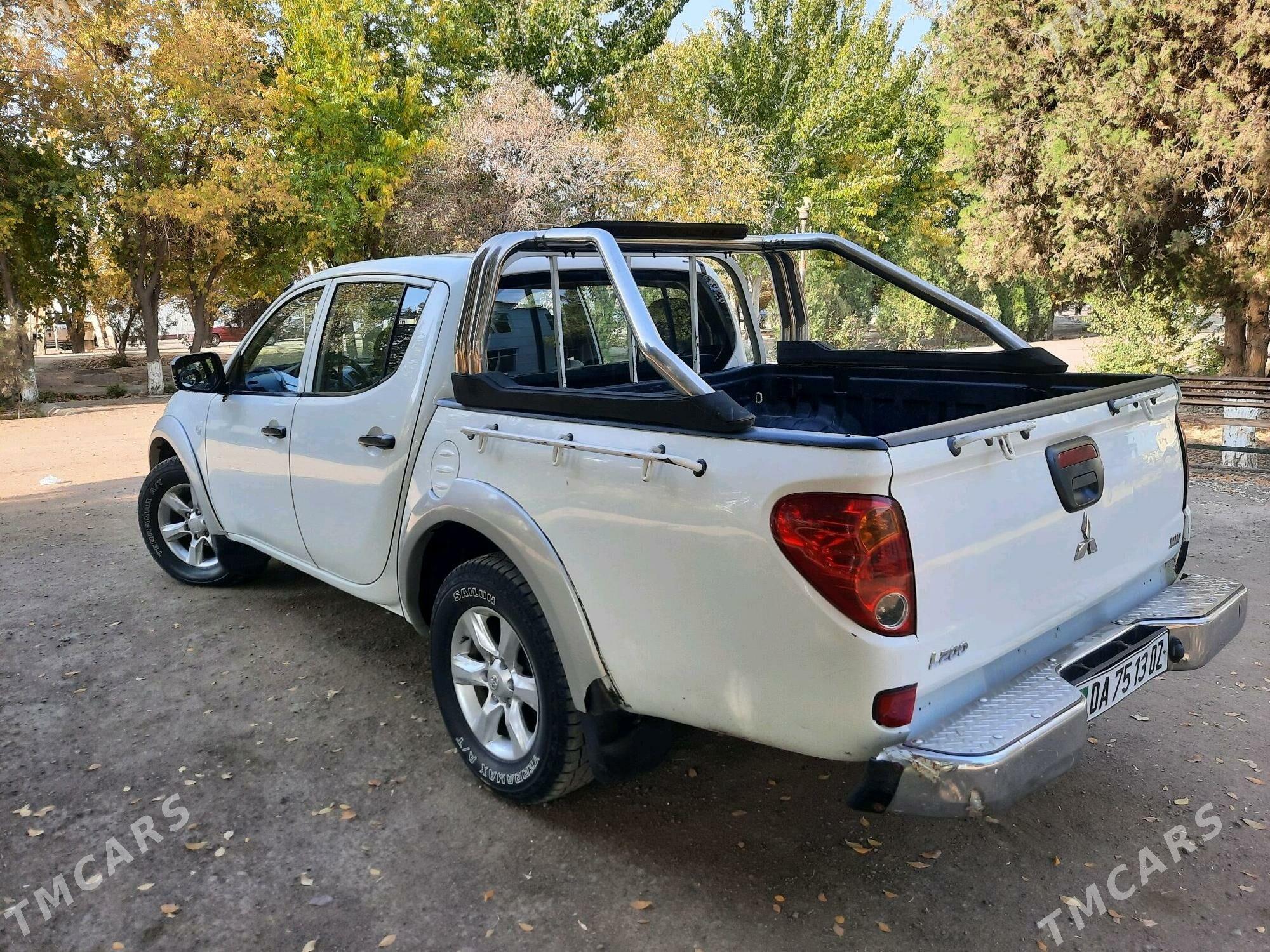 Mitsubishi L200 2012 - 160 000 TMT - Дашогуз - img 6