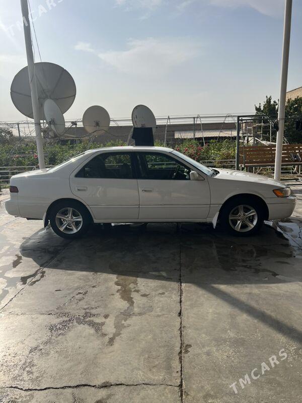 Toyota Camry 1999 - 142 000 TMT - Векильбазар - img 4