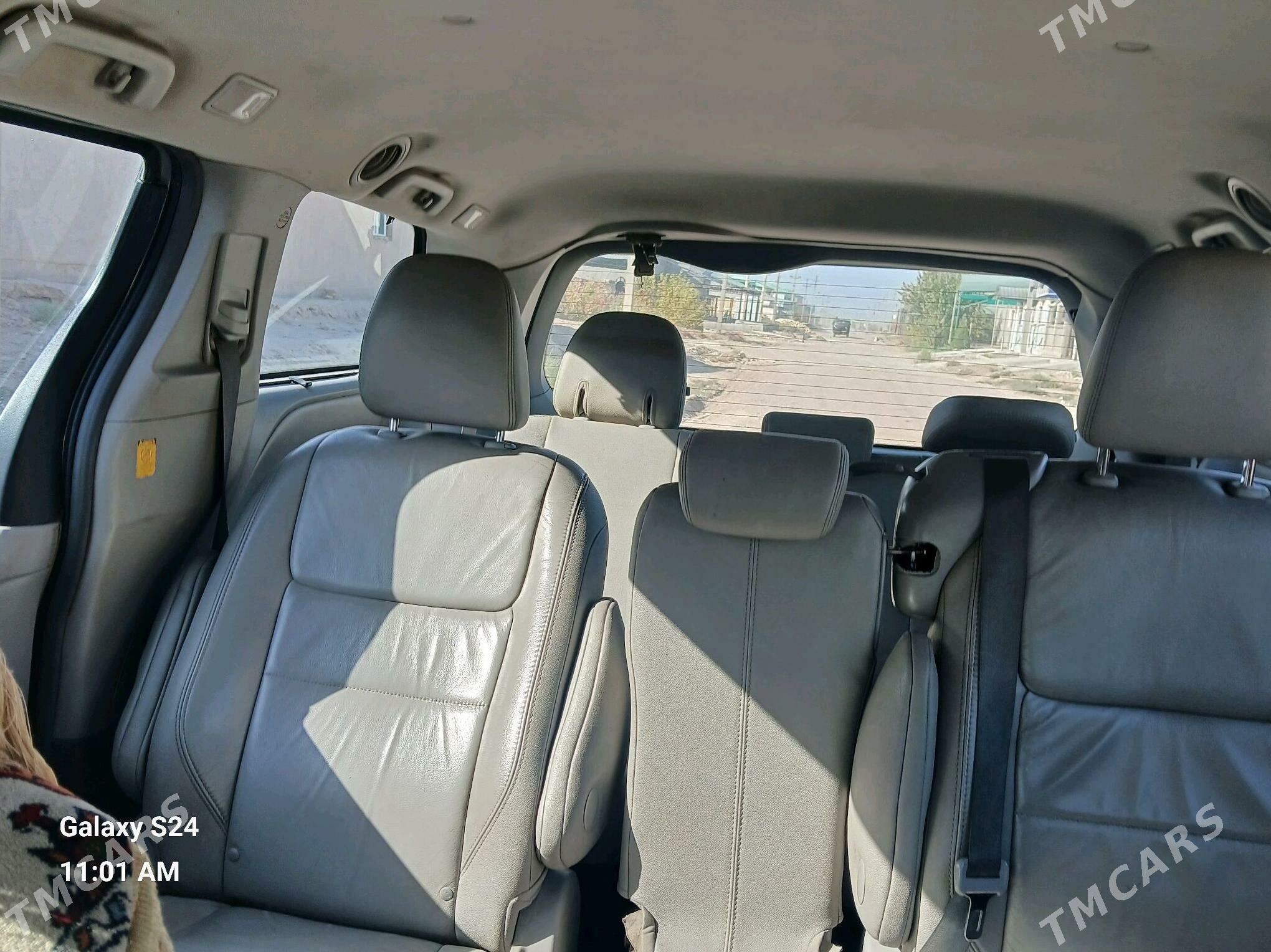 Toyota Sienna 2017 - 400 000 TMT - Daşoguz - img 2