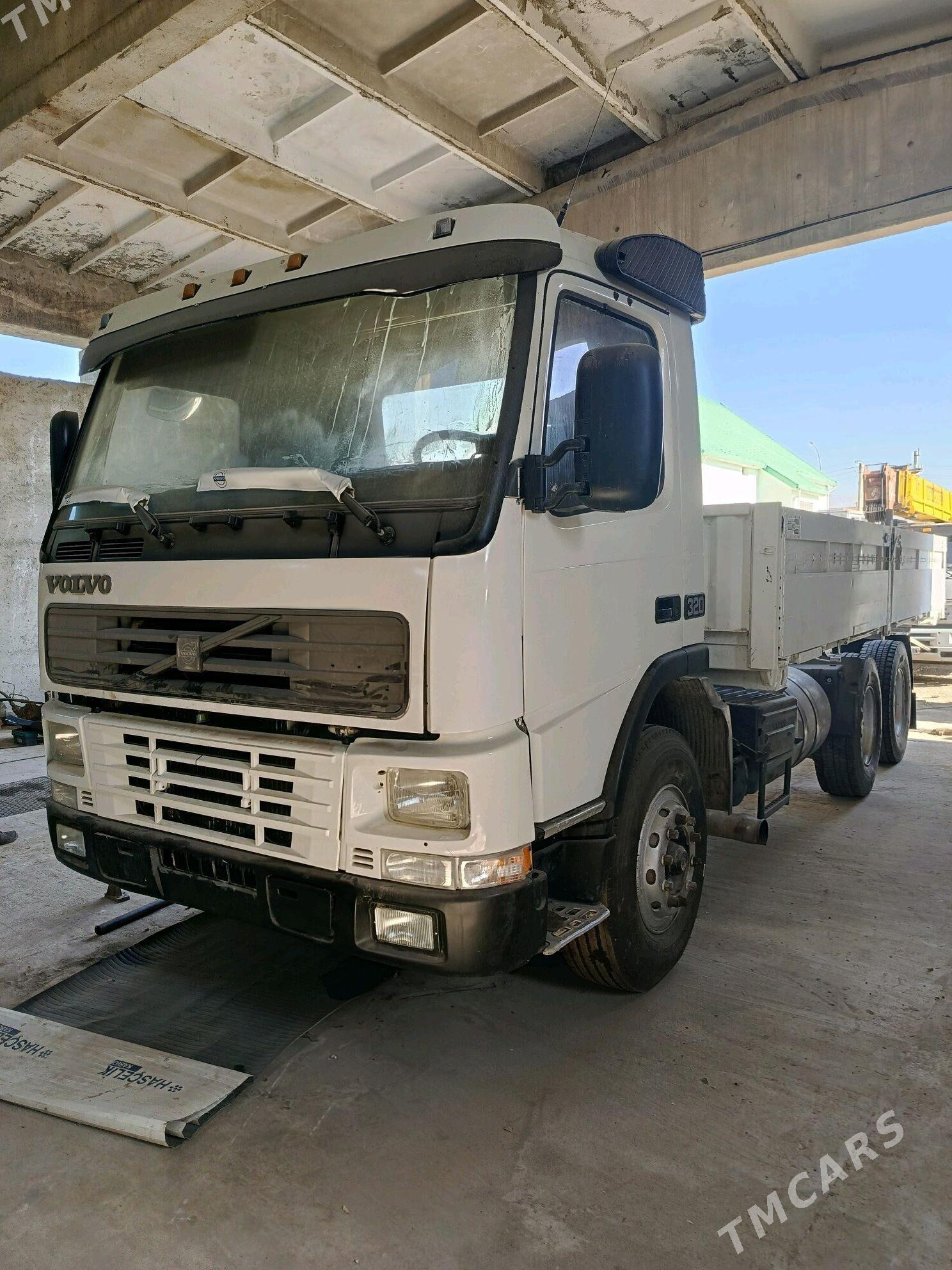Volvo FM 700 2001 - 220 000 TMT - Balkanabat - img 3