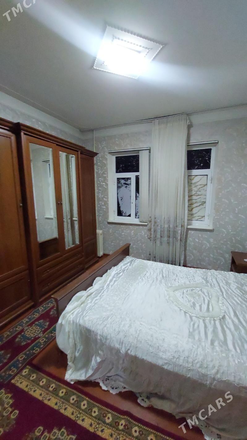 Satlyk 4 komnat mir 2 etaz 2 - Мир 2 - img 2