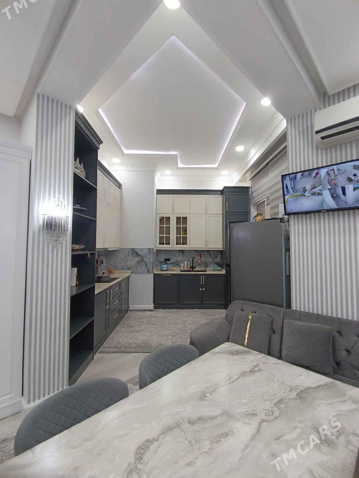 ЭЛИТ! ЛЕНИНА! 2 КОМ-100м² - Türkmenbaşy şaýoly - img 1