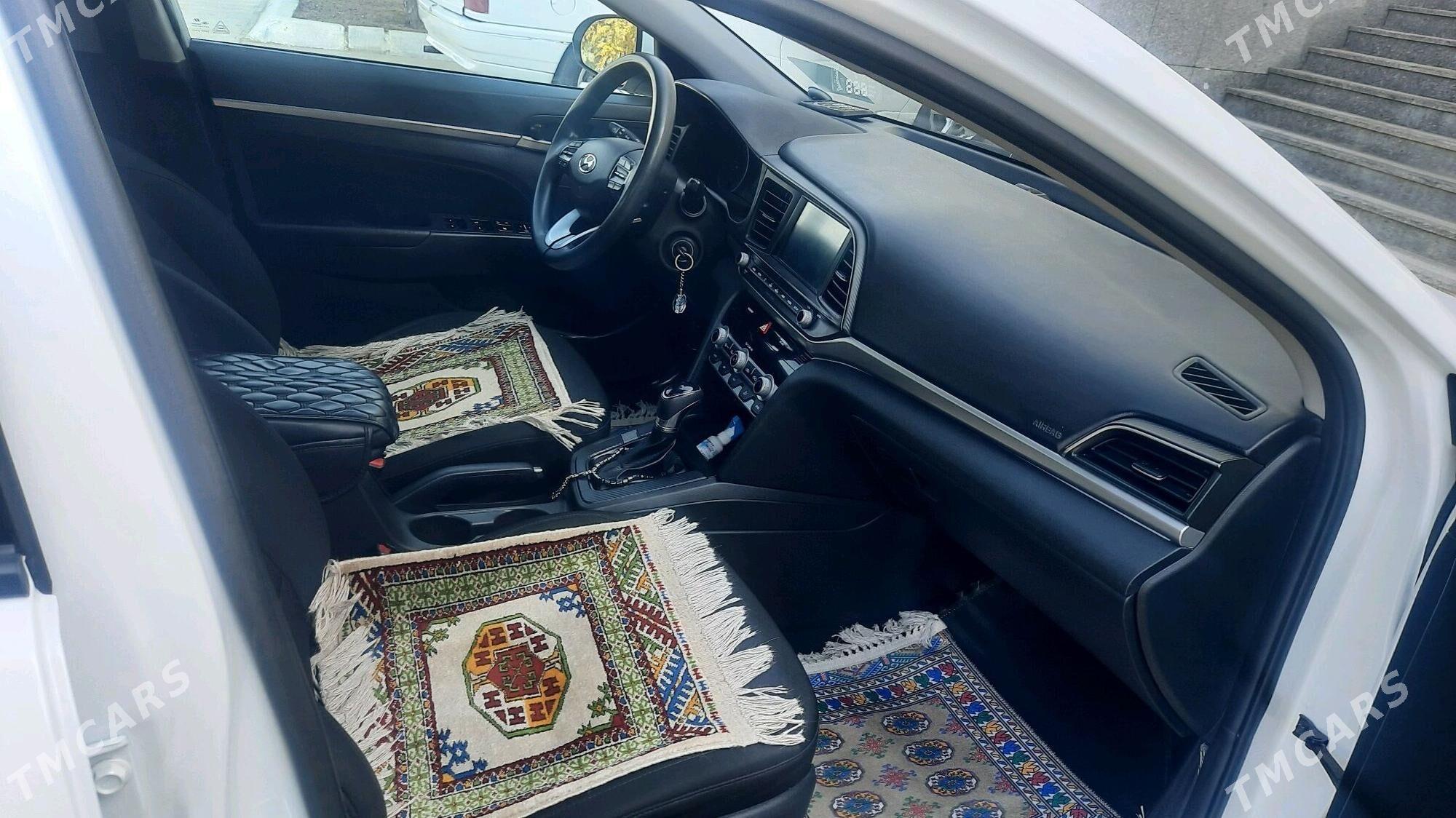 Hyundai Elantra 2019 - 210 000 TMT - Бузмеин ГРЭС - img 2