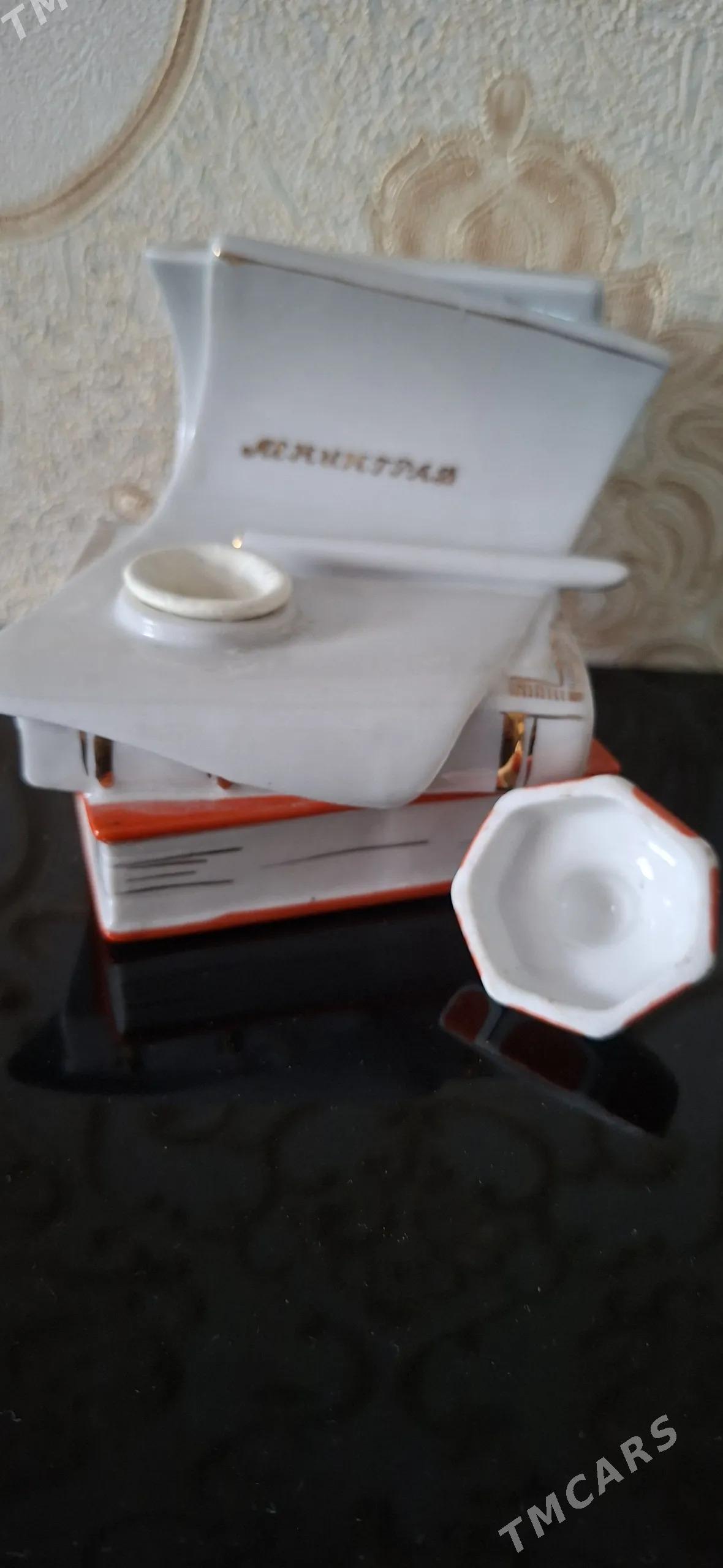 Gadym,Статуэтга - Aşgabat - img 2