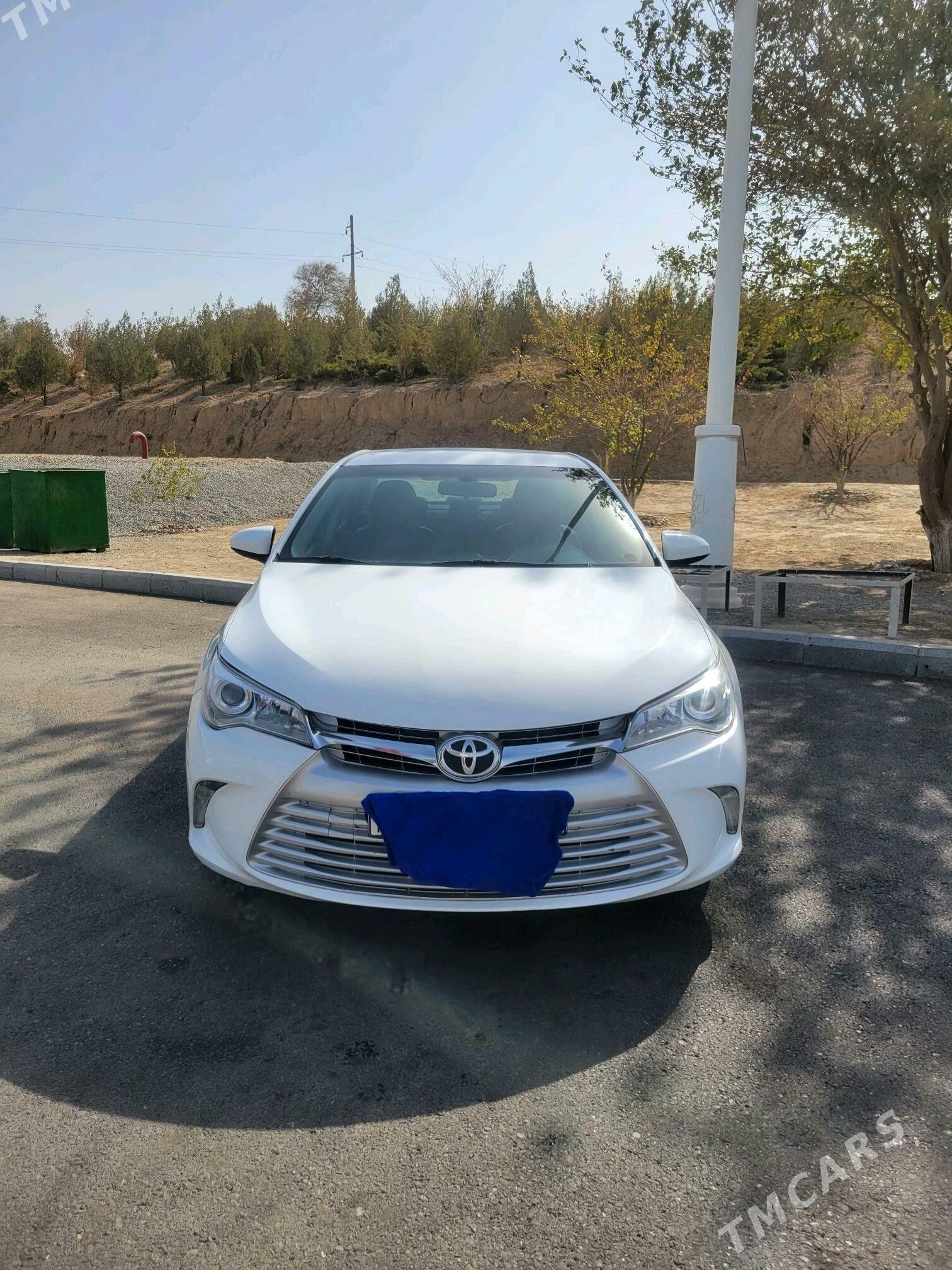 Toyota Camry 2017 - 250 000 TMT - Ak bugdaý etraby - img 5