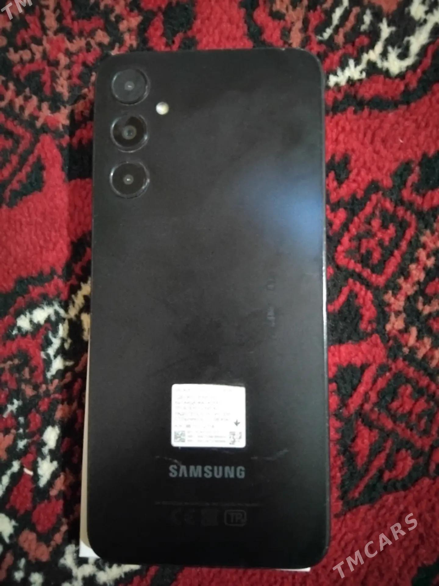 a 05 s Samsung - Mary - img 3