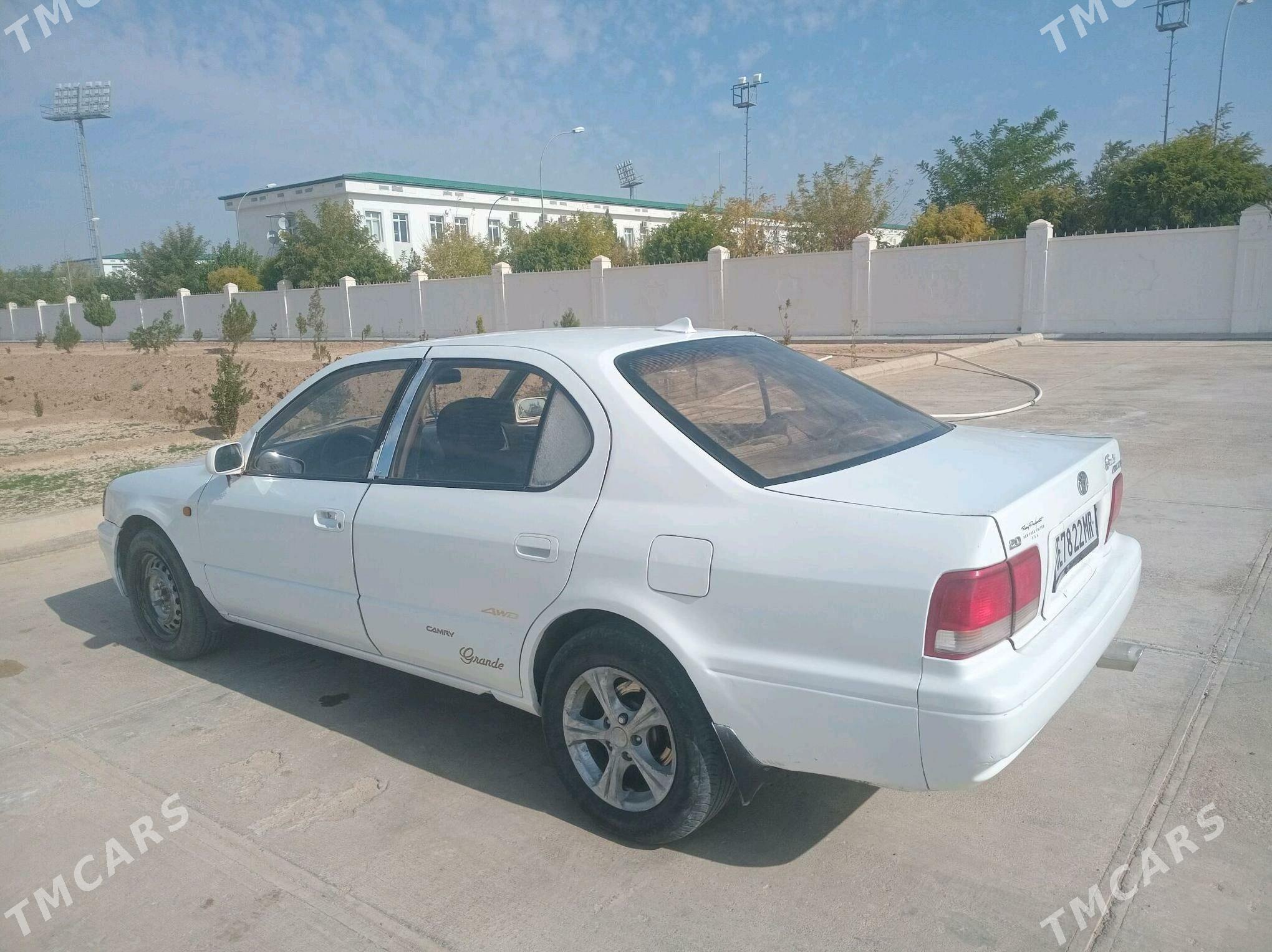 Toyota Vista 1995 - 47 000 TMT - Gazojak - img 1