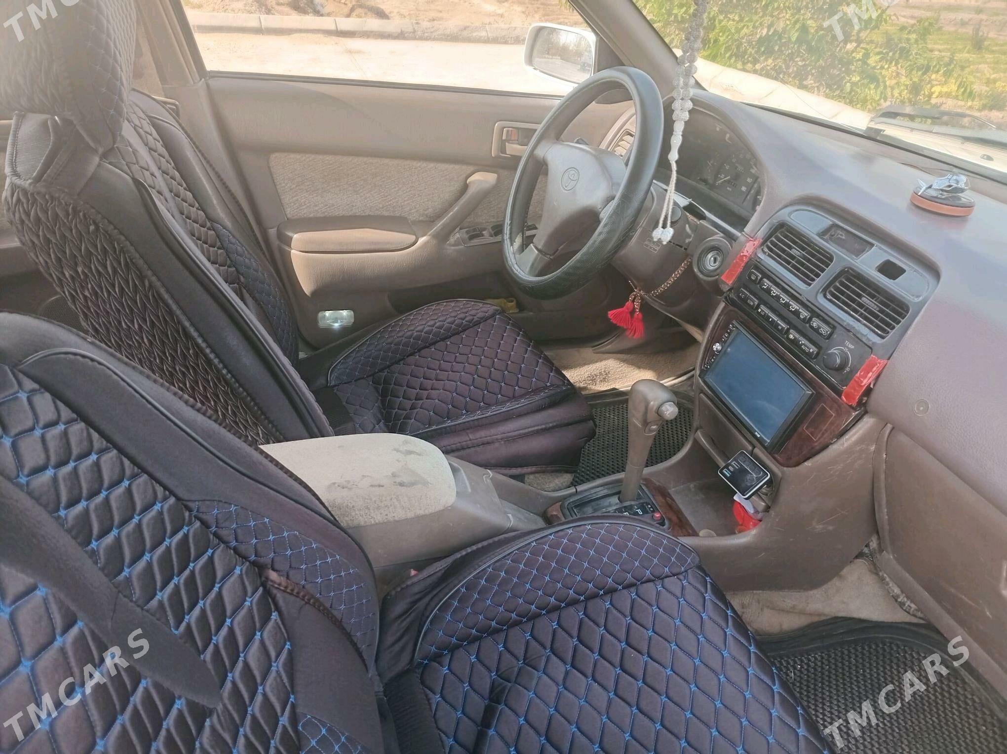 Toyota Vista 1995 - 47 000 TMT - Gazojak - img 4