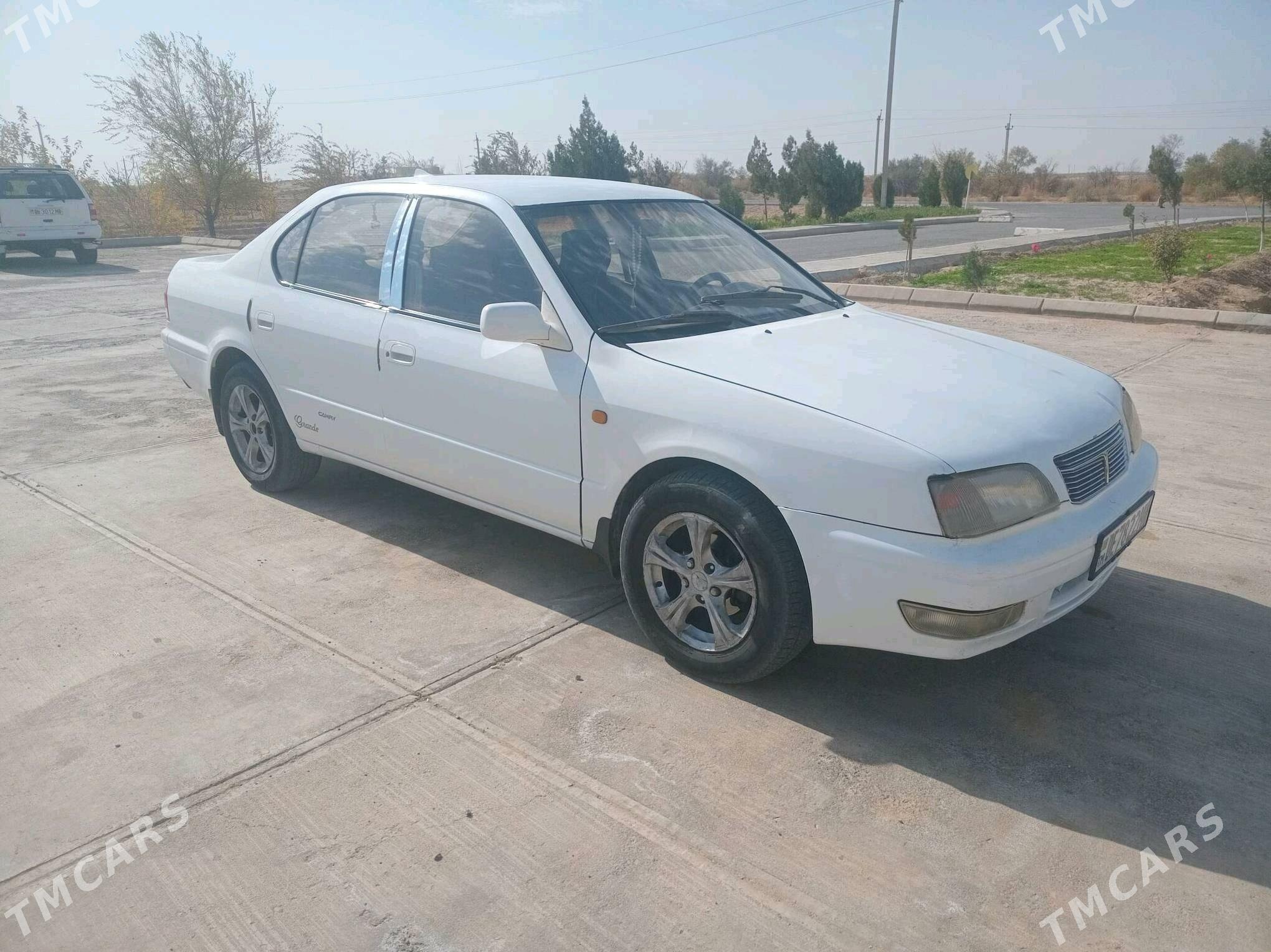 Toyota Vista 1995 - 47 000 TMT - Gazojak - img 5