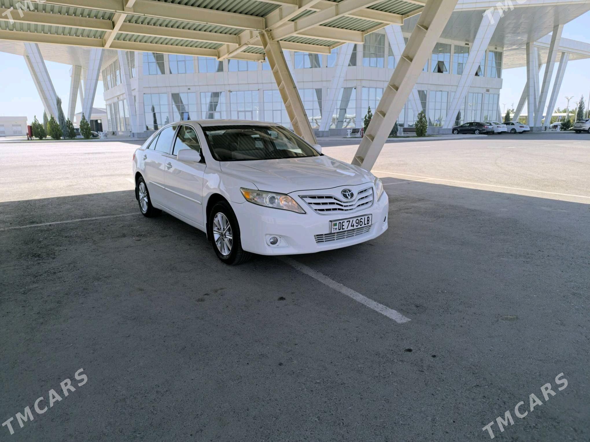 Toyota Camry 2010 - 220 000 TMT - Дянев - img 10