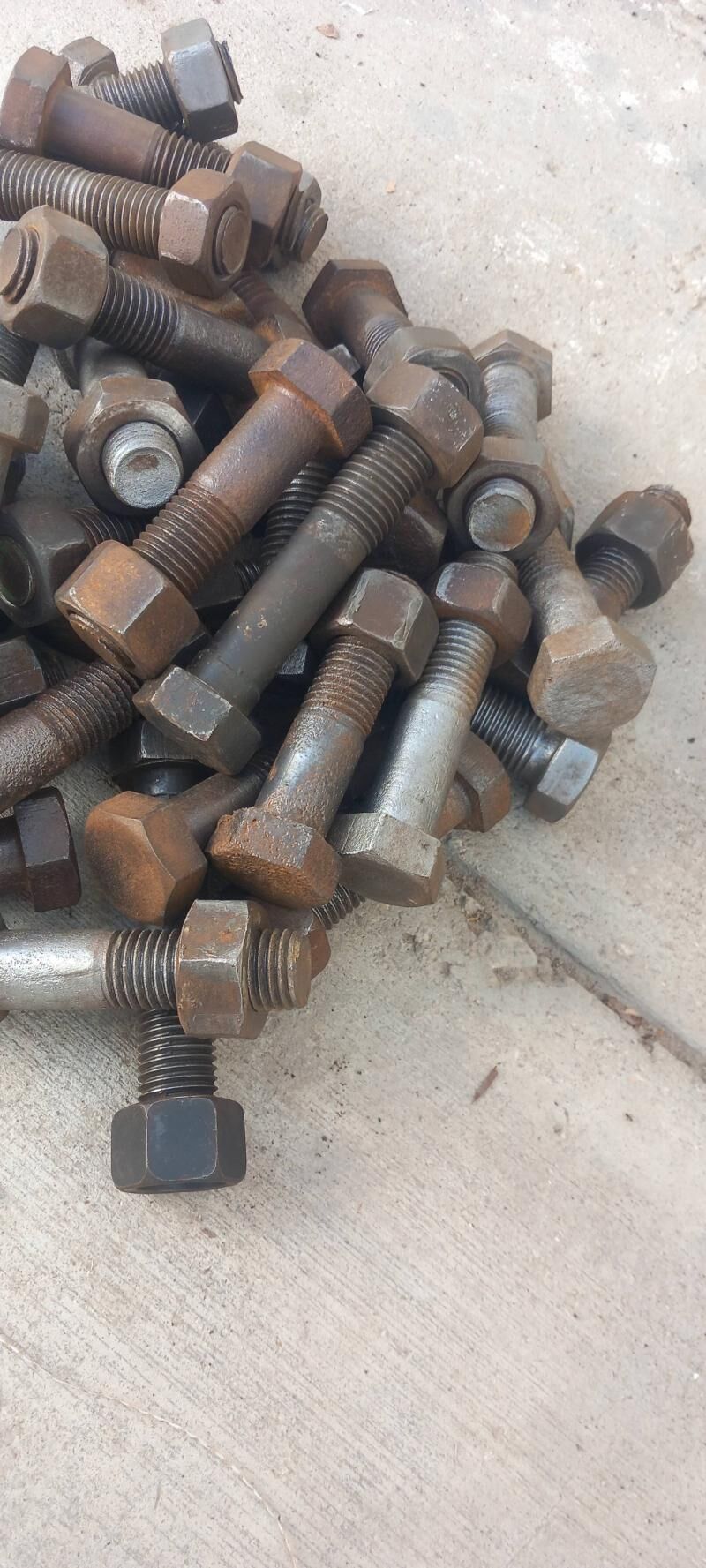 Bolt gayka 10 TMT - Balkanabat - img 1