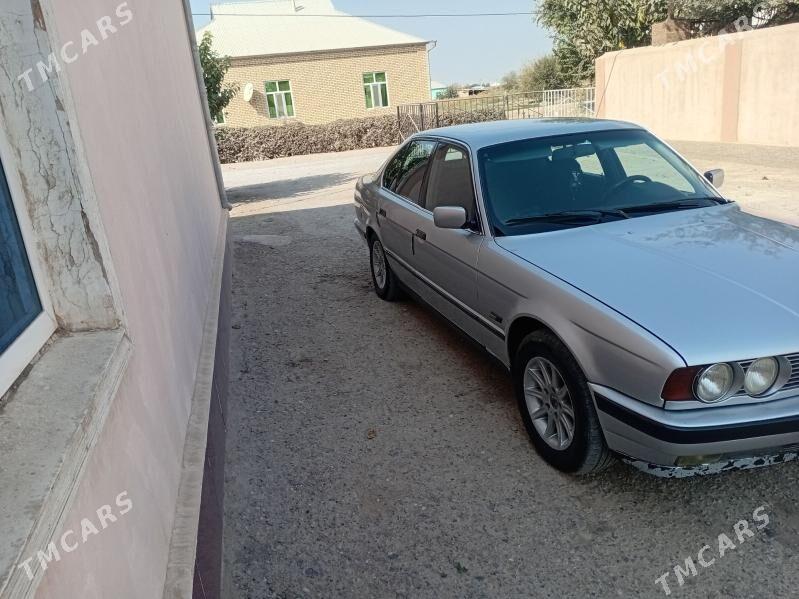 BMW 525 1989 - 45 000 TMT - Мургап - img 3