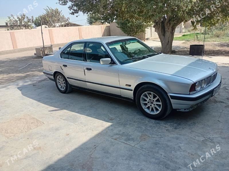 BMW 525 1989 - 45 000 TMT - Мургап - img 7