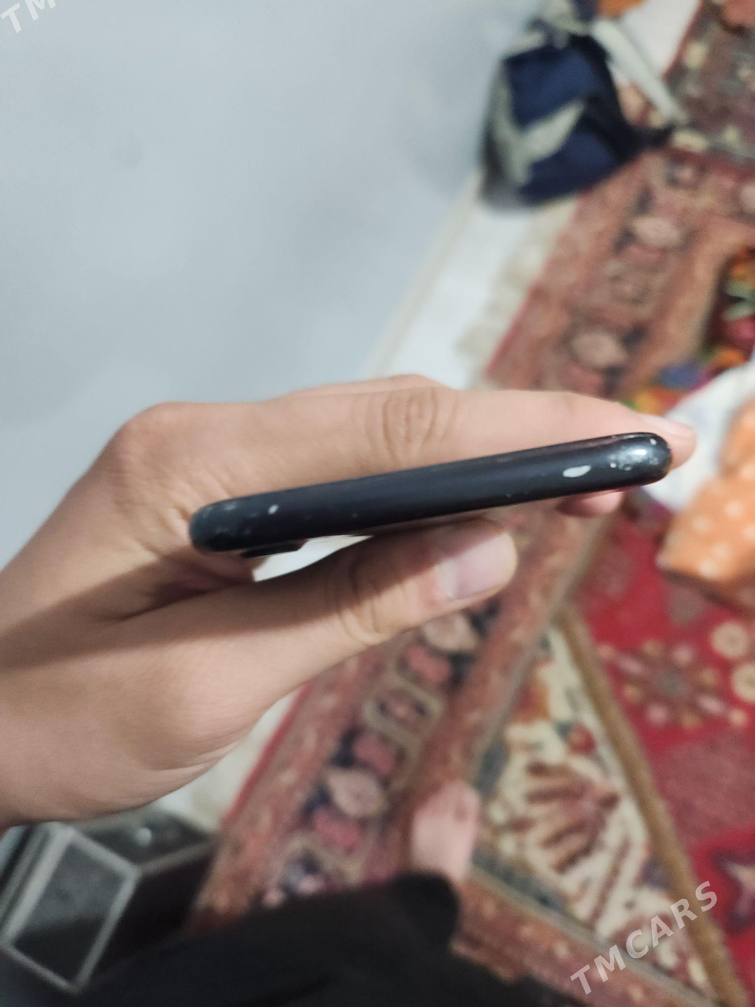 IPhone 7 32 - Mary - img 5