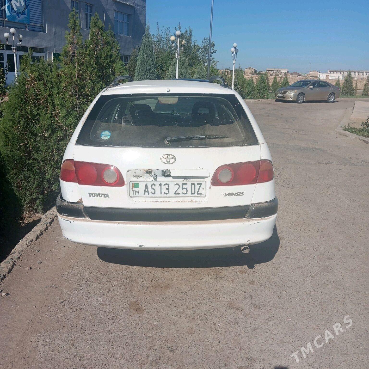 Toyota Avensis 1998 - 75 000 TMT - Гороглы (Тагта) - img 3