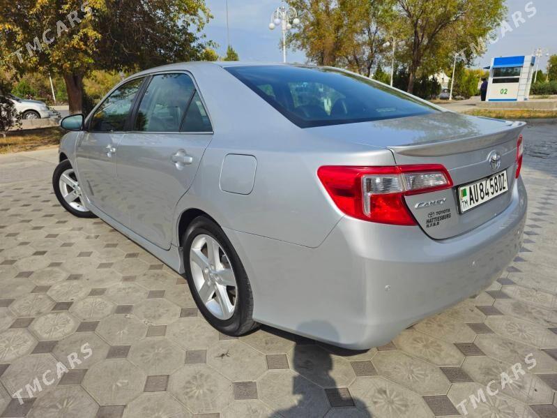 Toyota Camry 2013 - 230 000 TMT - Дашогуз - img 3