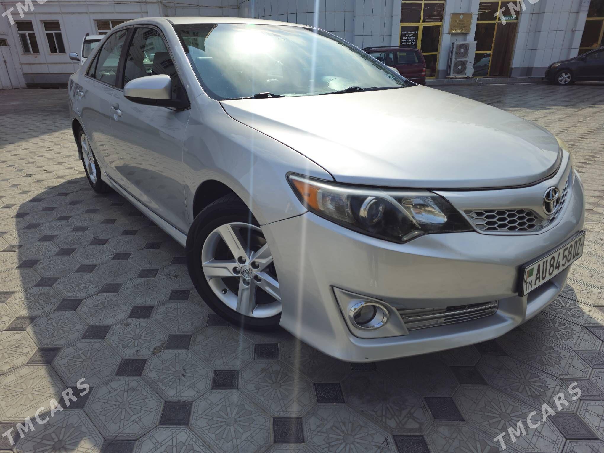 Toyota Camry 2013 - 230 000 TMT - Дашогуз - img 5