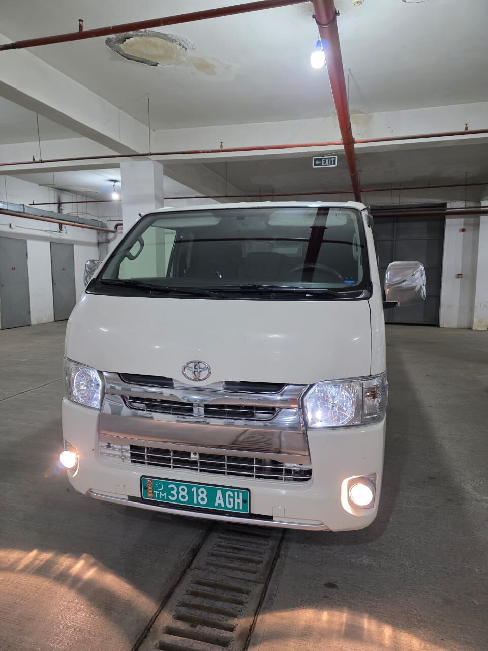 Toyota Hiace 2016 - 365 000 TMT - Aşgabat - img 6