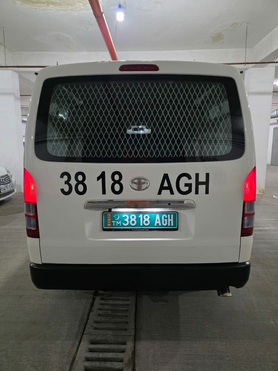 Toyota Hiace 2016 - 365 000 TMT - Aşgabat - img 5
