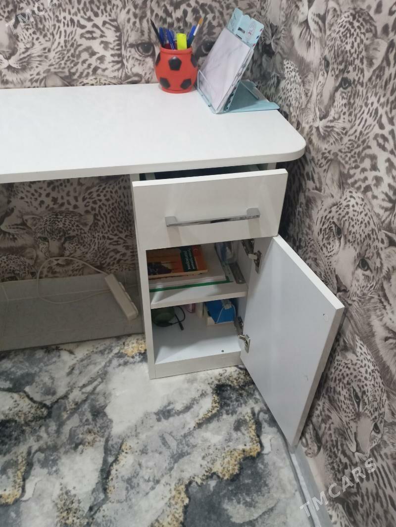 письменный стол - Türkmenbaşy - img 1