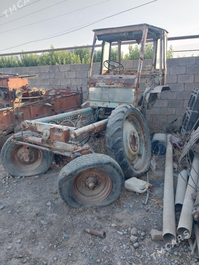 MTZ T-28 2005 - 13 000 TMT - Гёкдепе - img 1