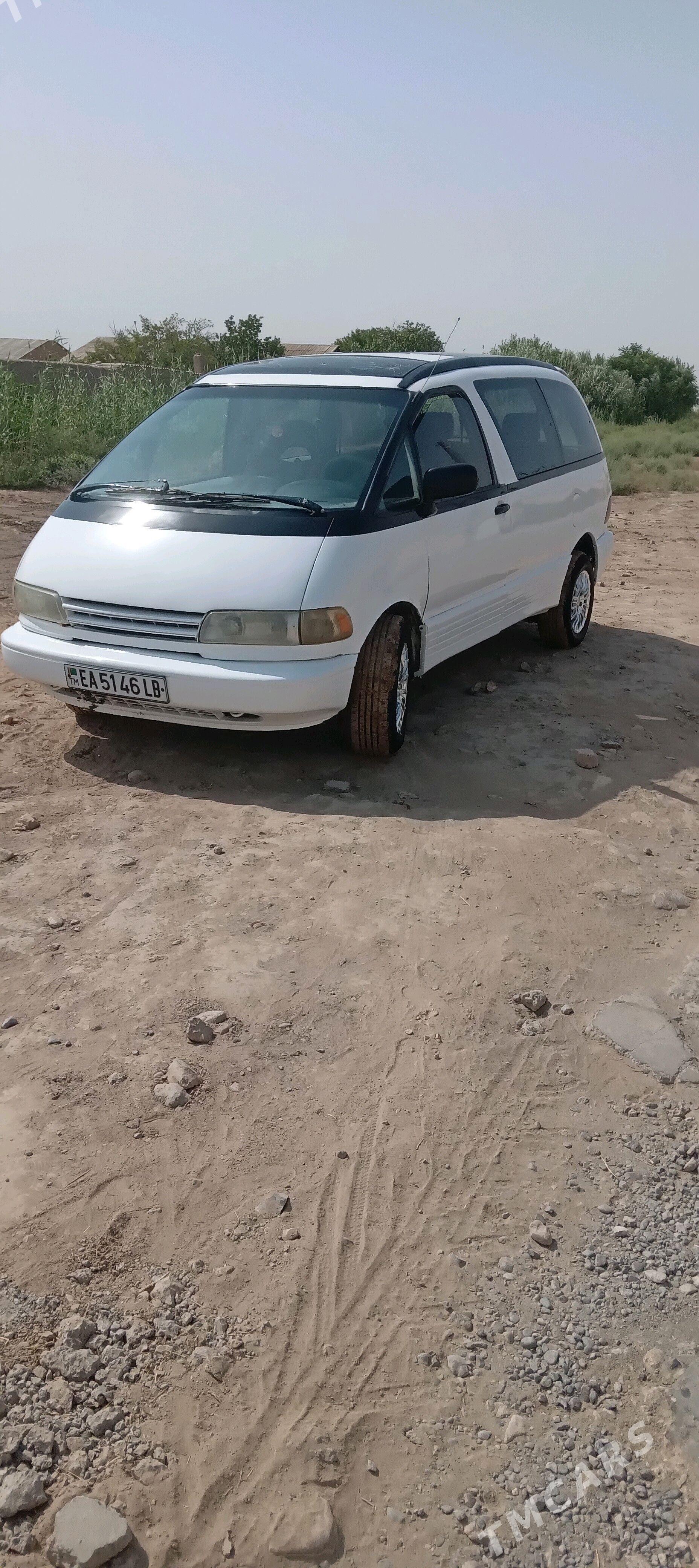 Toyota Previa 1991 - 75 000 TMT - Халач - img 3