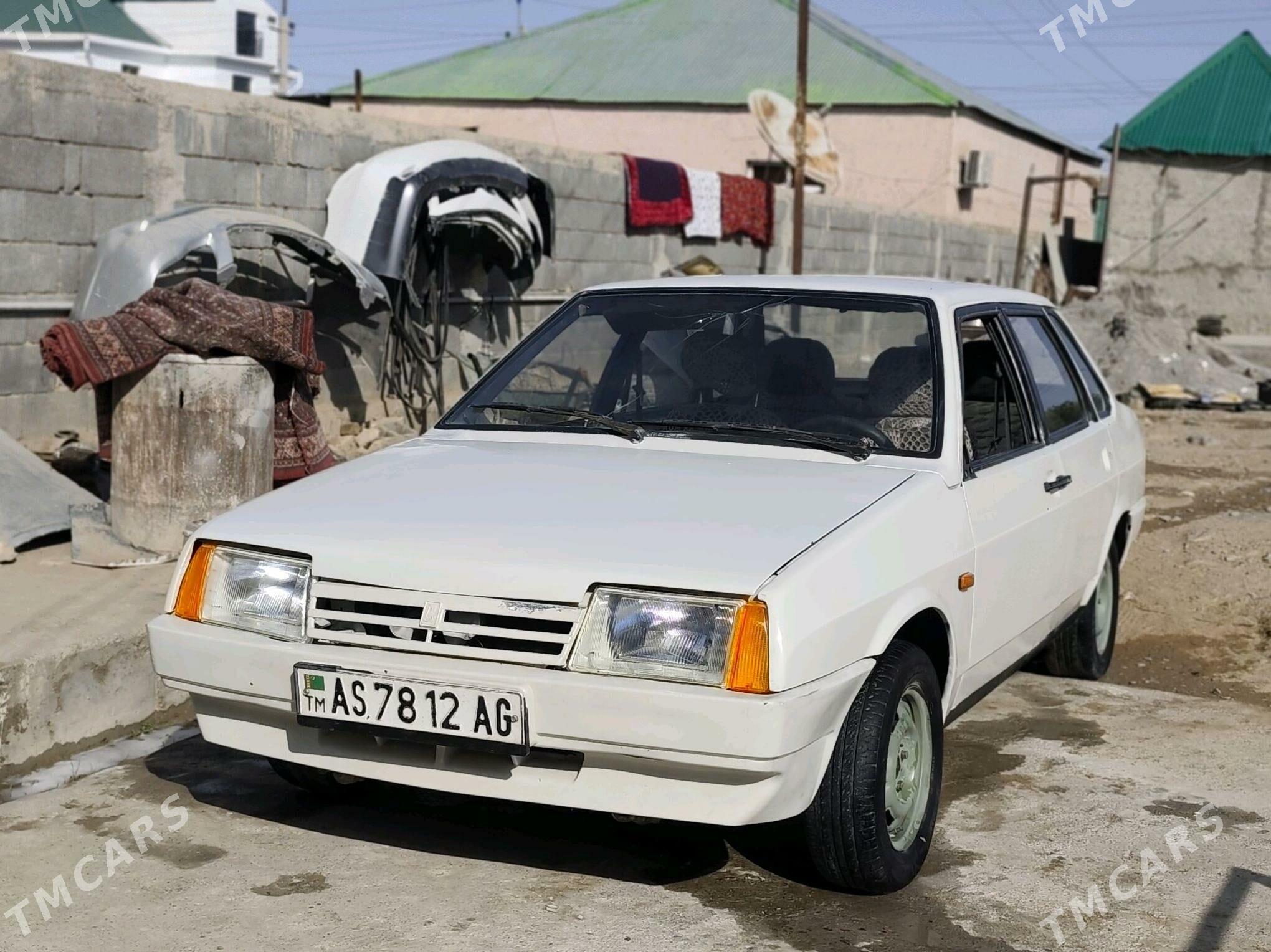 Lada 21099 2001 - 19 000 TMT - Änew - img 2