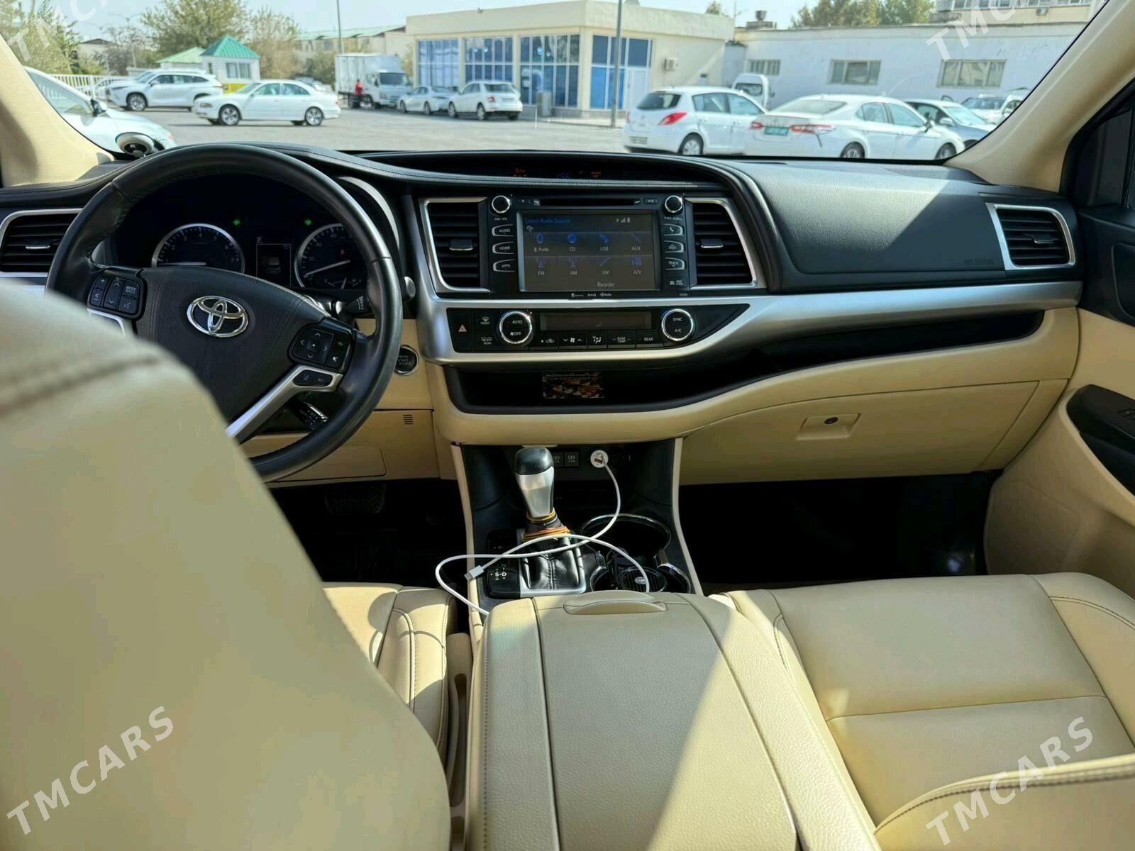 Toyota Highlander 2019 - 510 000 TMT - 6 мкр - img 4