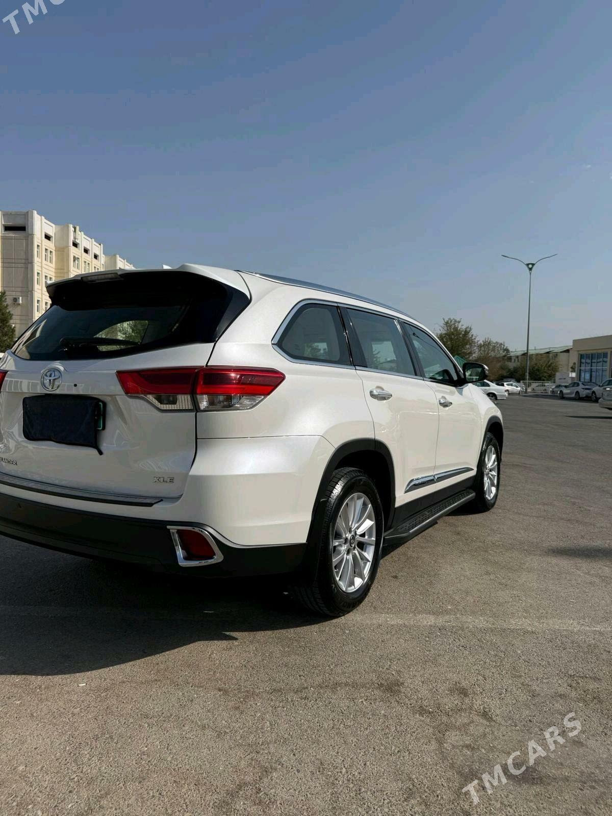 Toyota Highlander 2019 - 510 000 TMT - 6 мкр - img 7