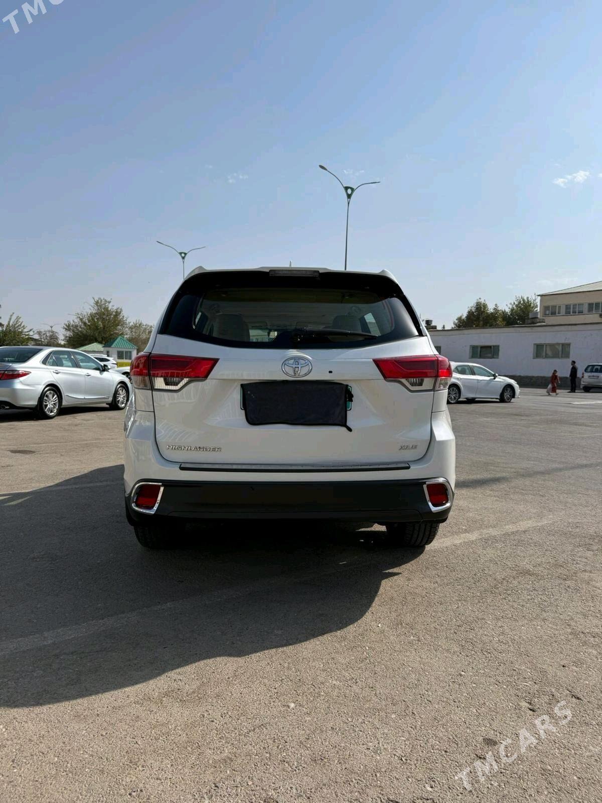 Toyota Highlander 2019 - 510 000 TMT - 6 мкр - img 8