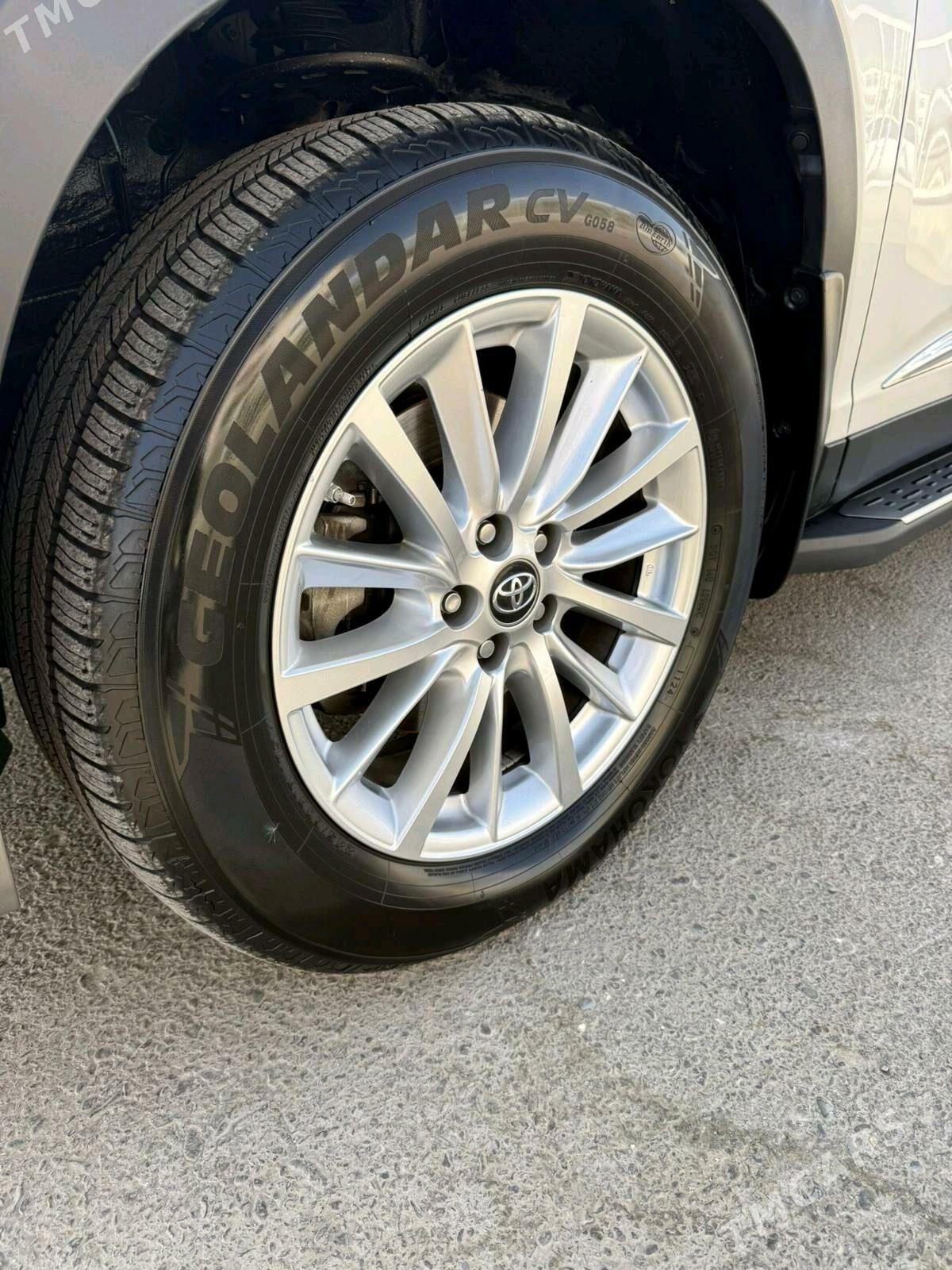 Toyota Highlander 2019 - 510 000 TMT - 6 мкр - img 1