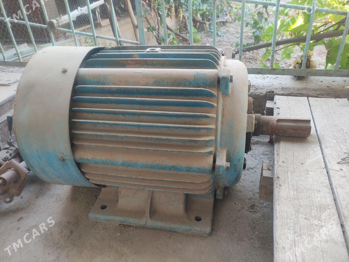 электро двигатель - Кёнеургенч - img 1