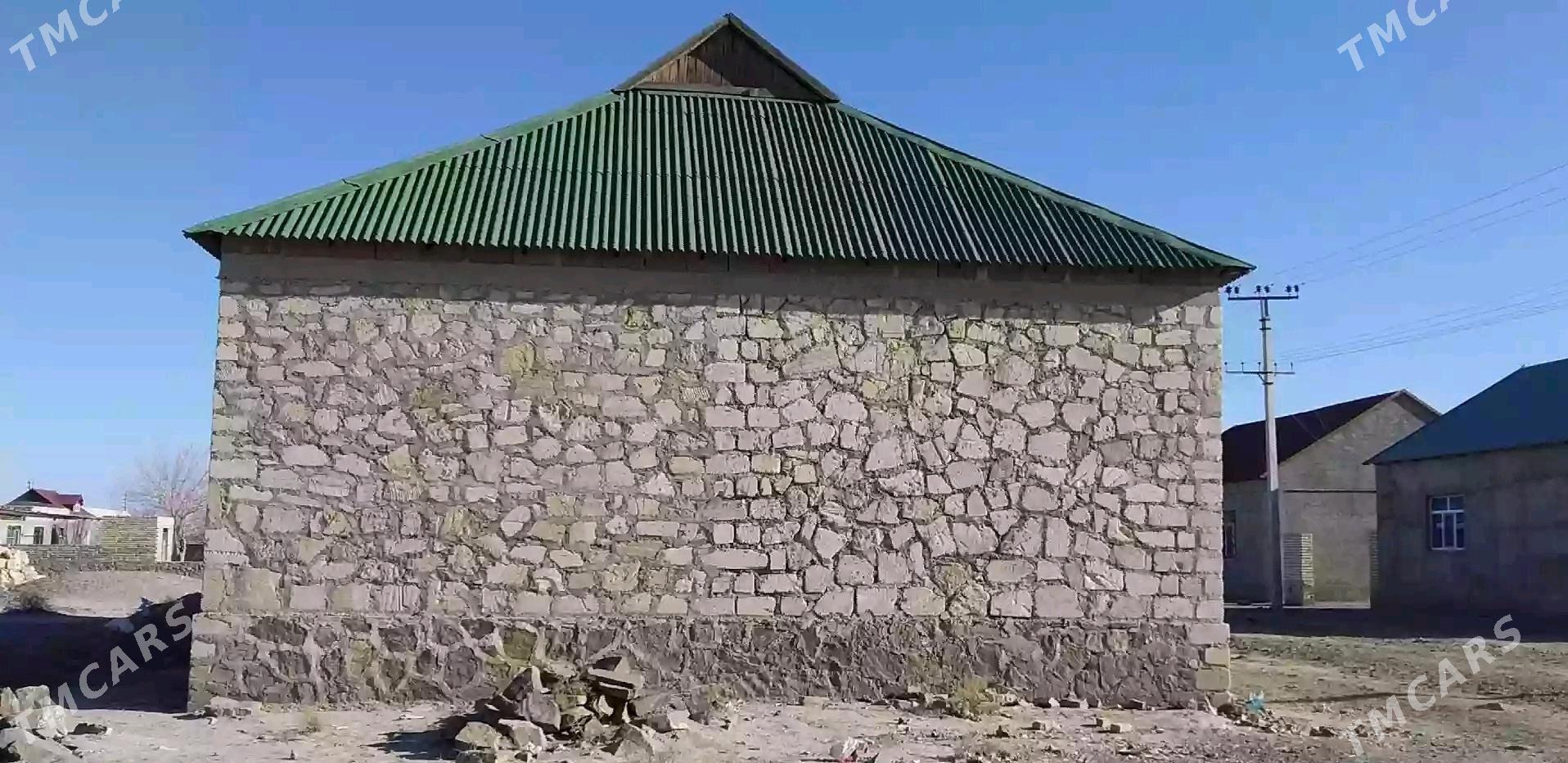 satlyk jay  banlisan yany - Bereket - img 4