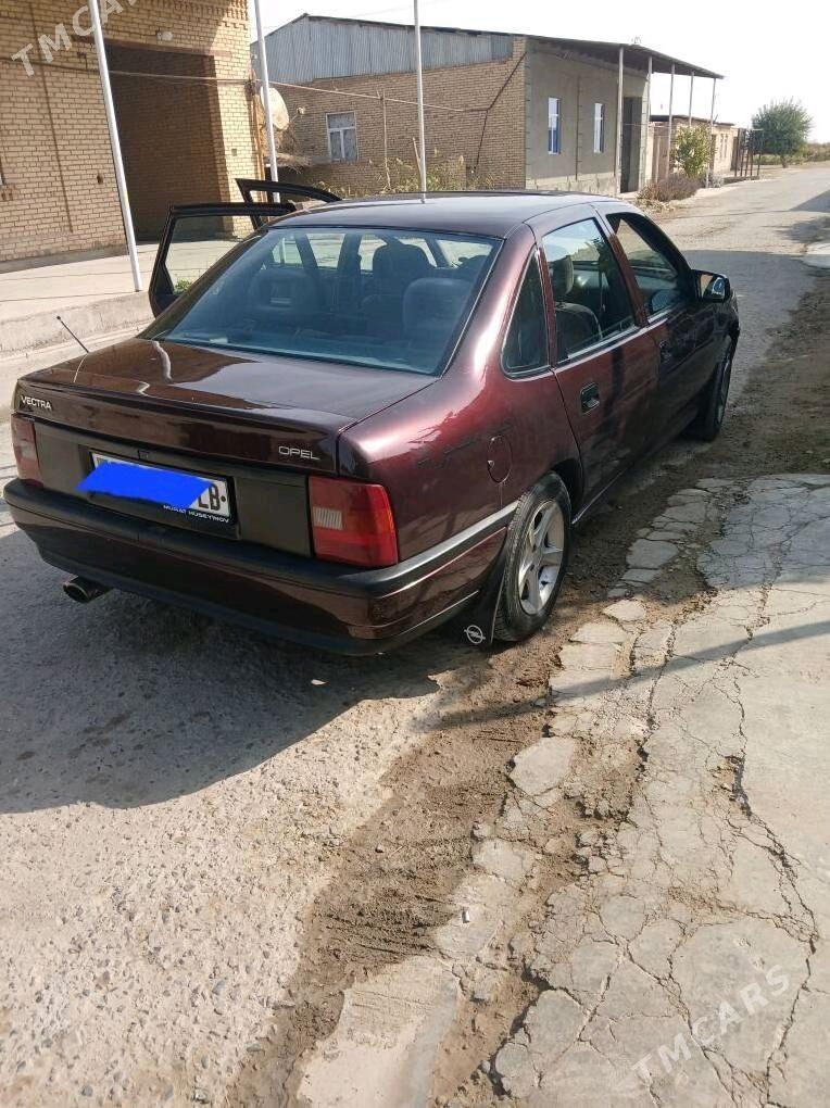 Opel Vectra 1992 - 47 000 TMT - Чарджоу - img 2