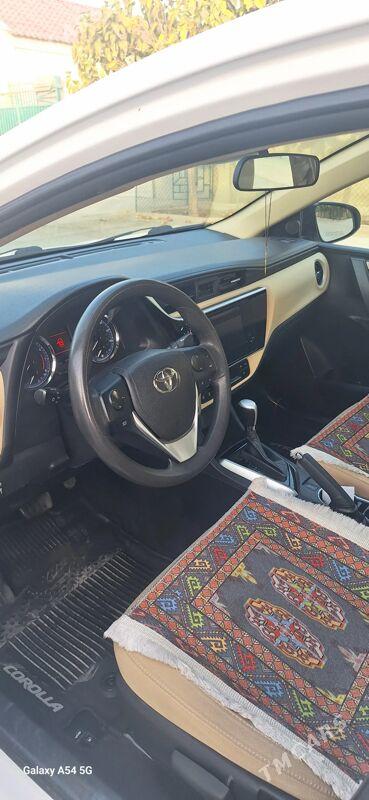 Toyota Corolla 2018 - 230 000 TMT - Ашхабад - img 3