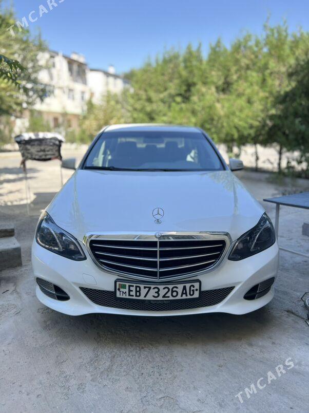 Mercedes-Benz E350 2010 - 300 000 TMT - Aşgabat - img 2