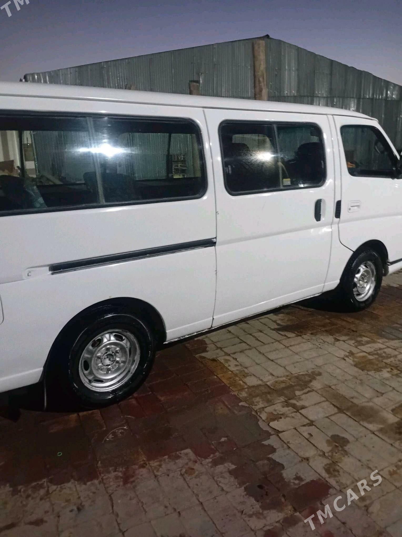 Nissan Urvan 2008 - 115 000 TMT - Мары - img 4