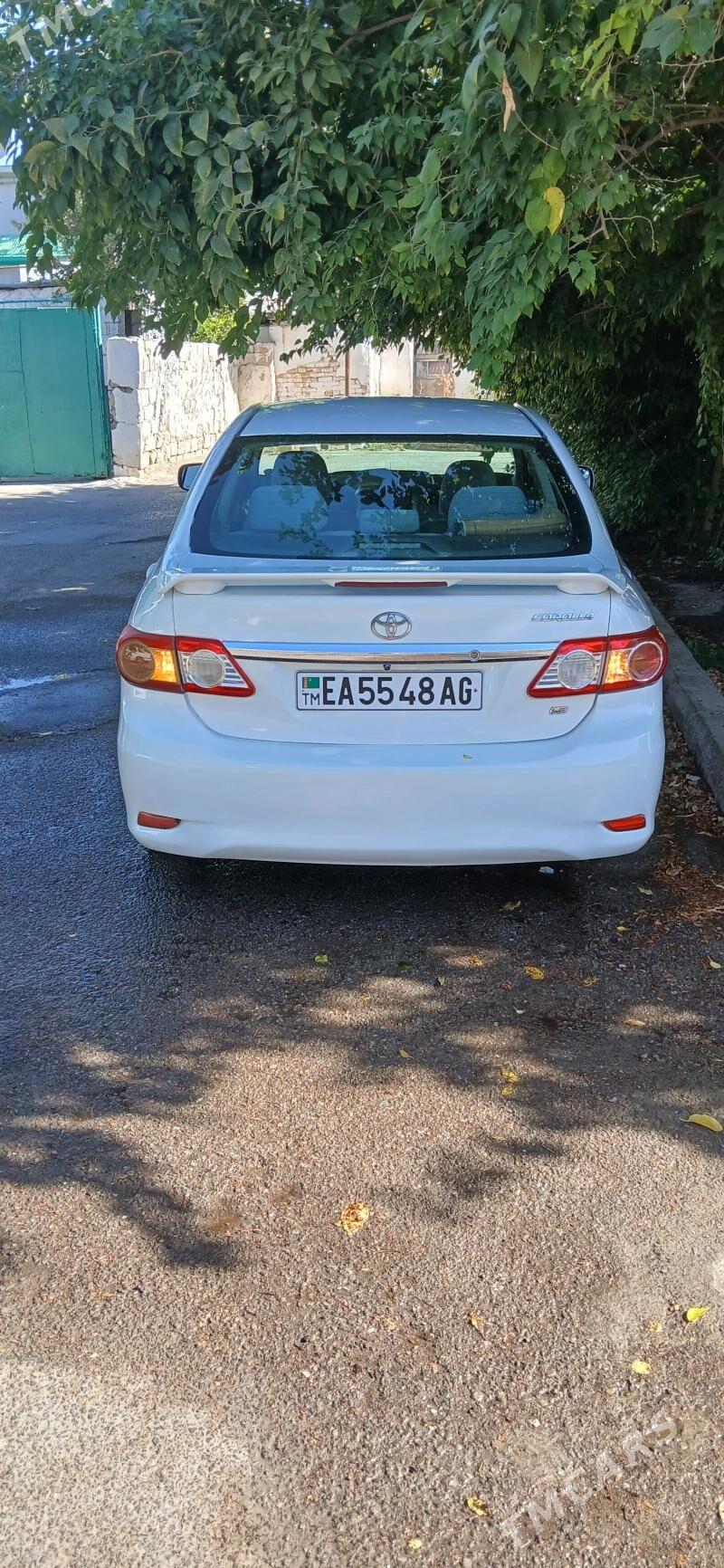 Toyota Corolla 2011 - 150 000 TMT - 2 мкр - img 1