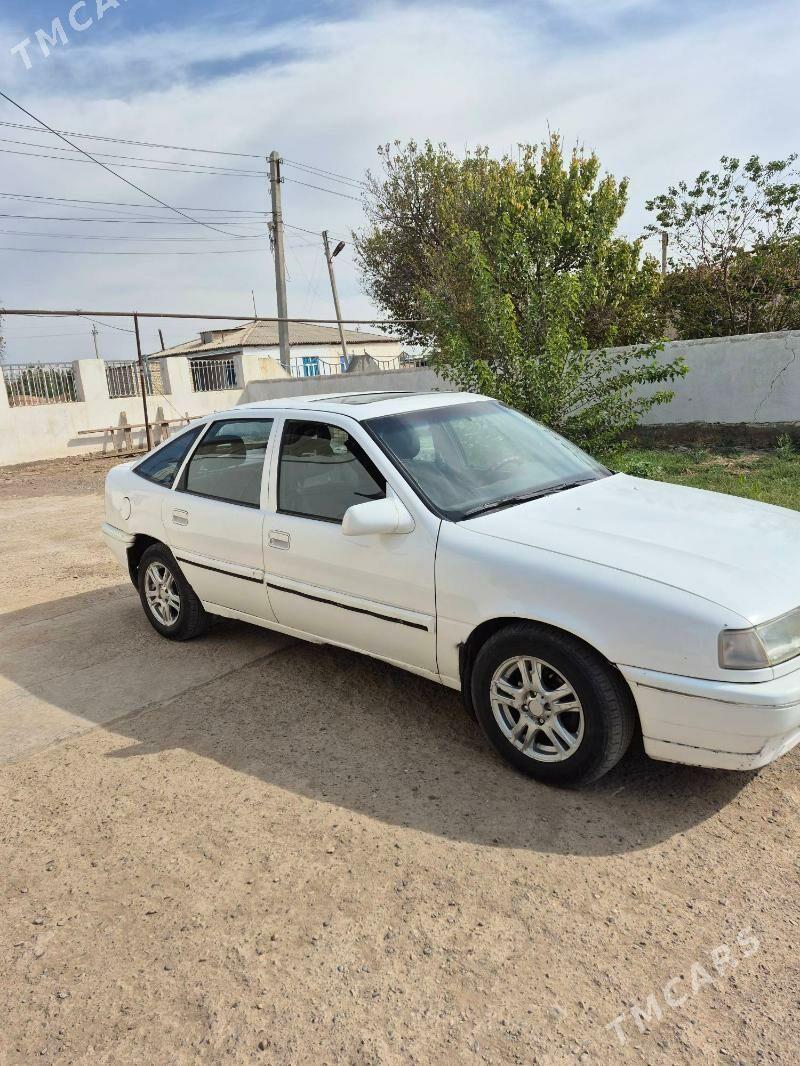 Opel Vectra 1991 - 31 000 TMT - Серахс - img 3