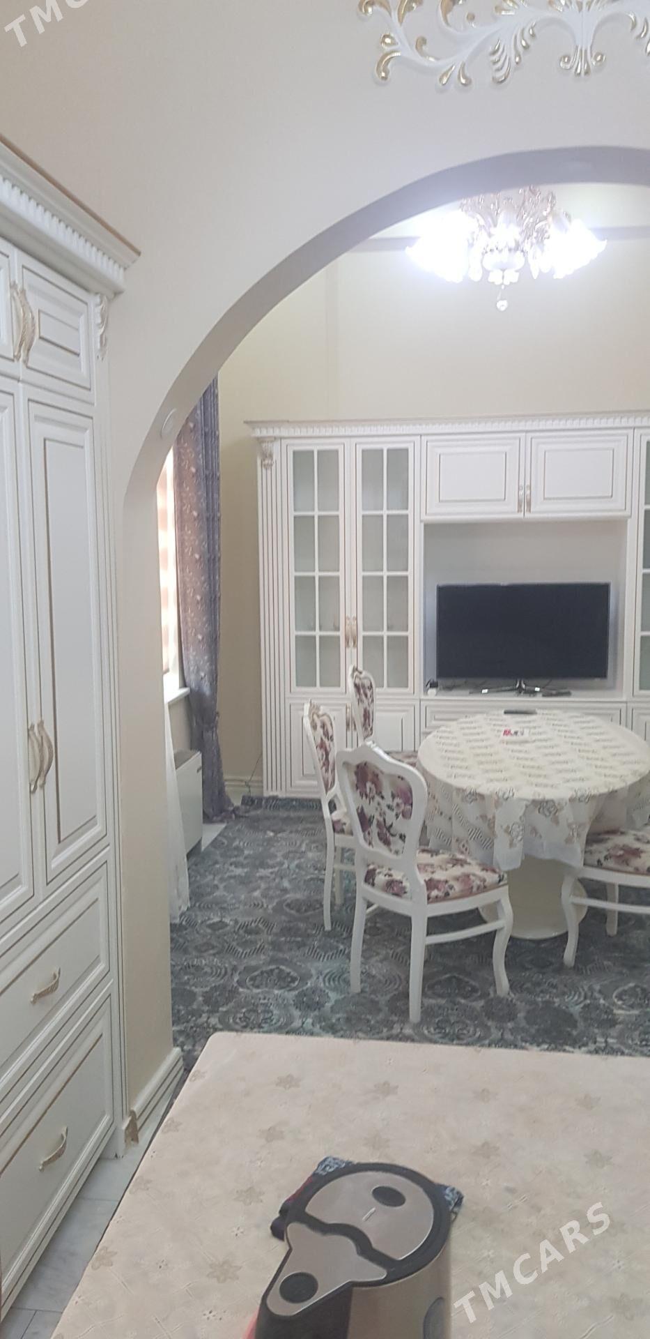 ЭЛИТКА НА СОВЕТСКИЙ - Ашхабад - img 6