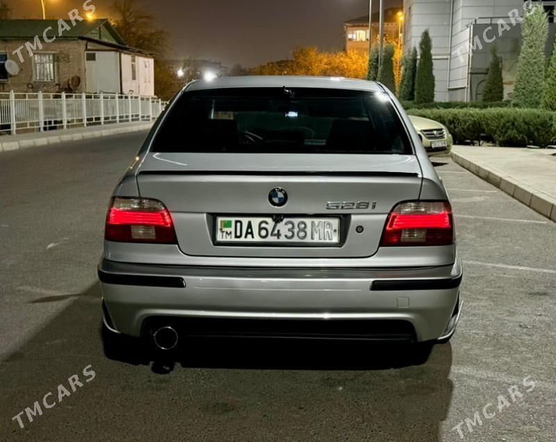 BMW E39 1999 - 160 000 TMT - Мары - img 3