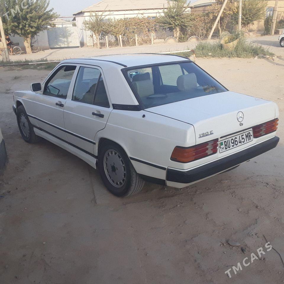 Mercedes-Benz 190E 1998 - 30 000 TMT - Мары - img 5